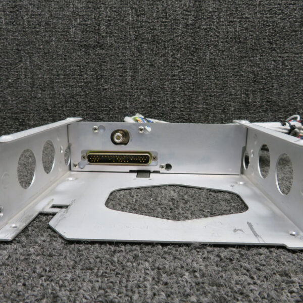 115-02813-01 Garmin GPS Navigator Tray & Connectors