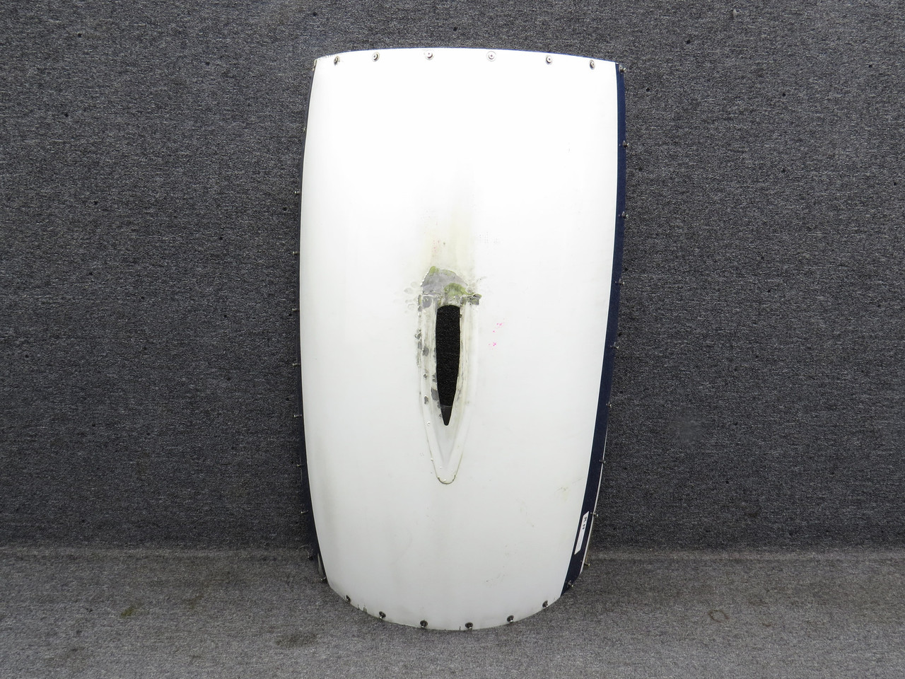 5552110-2 Cessna 500 Cowl Assembly Lower RH 5552110-2 Cessna 500 Cowl Assembly Lower RH
