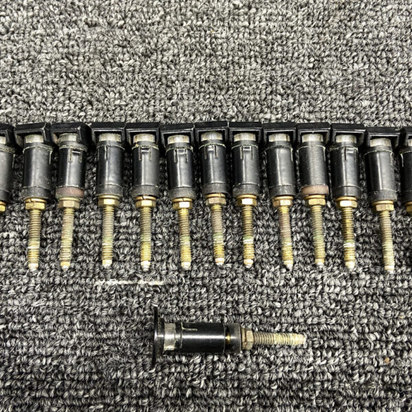 572-636 Piper PA44-180 Instrument Panel Post Light Set (White)