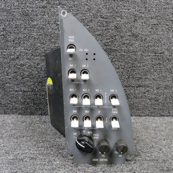 6608213-2 (Alt: 1251-1) Avtech Audio Control Panel w Green Tag (Core)