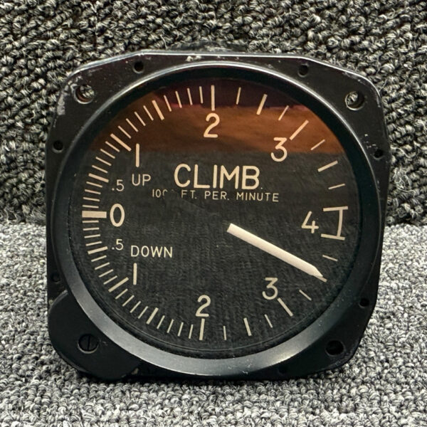 CA-54-1A (Alt: 7040T) United Instruments Vertical Speed Gauge (Core)