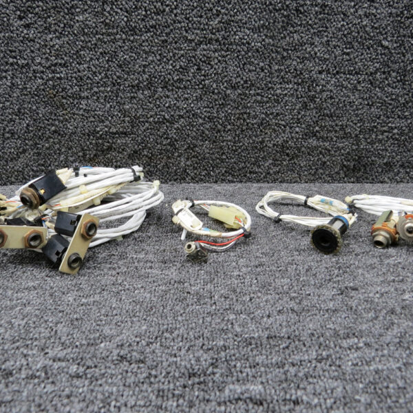 Cessna 172S Microphone Jack Set of 7