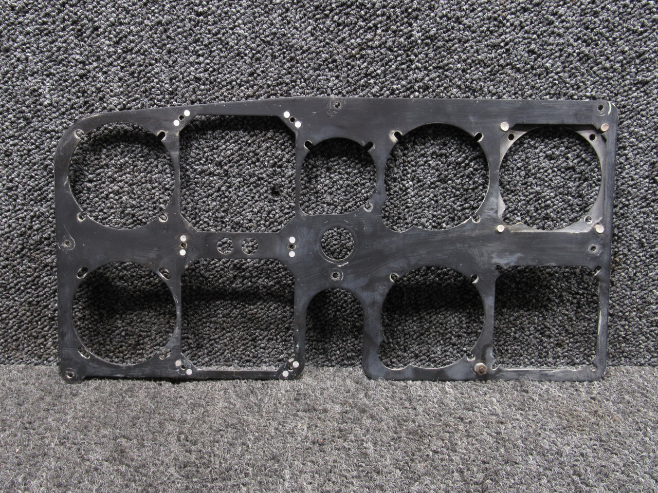 Cessna C-152 Instrument Panel, Top Left Corner Cessna C-152 Instrument Panel, Top Left Corner