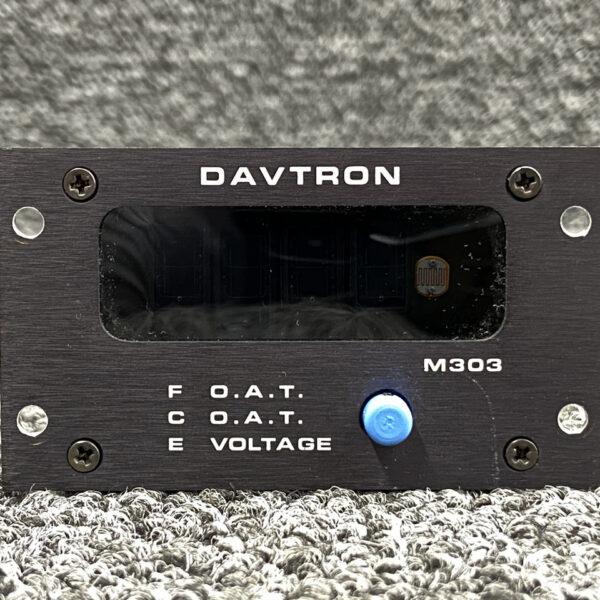 M303 Davtron Digital Outside Air Temperature Indicator